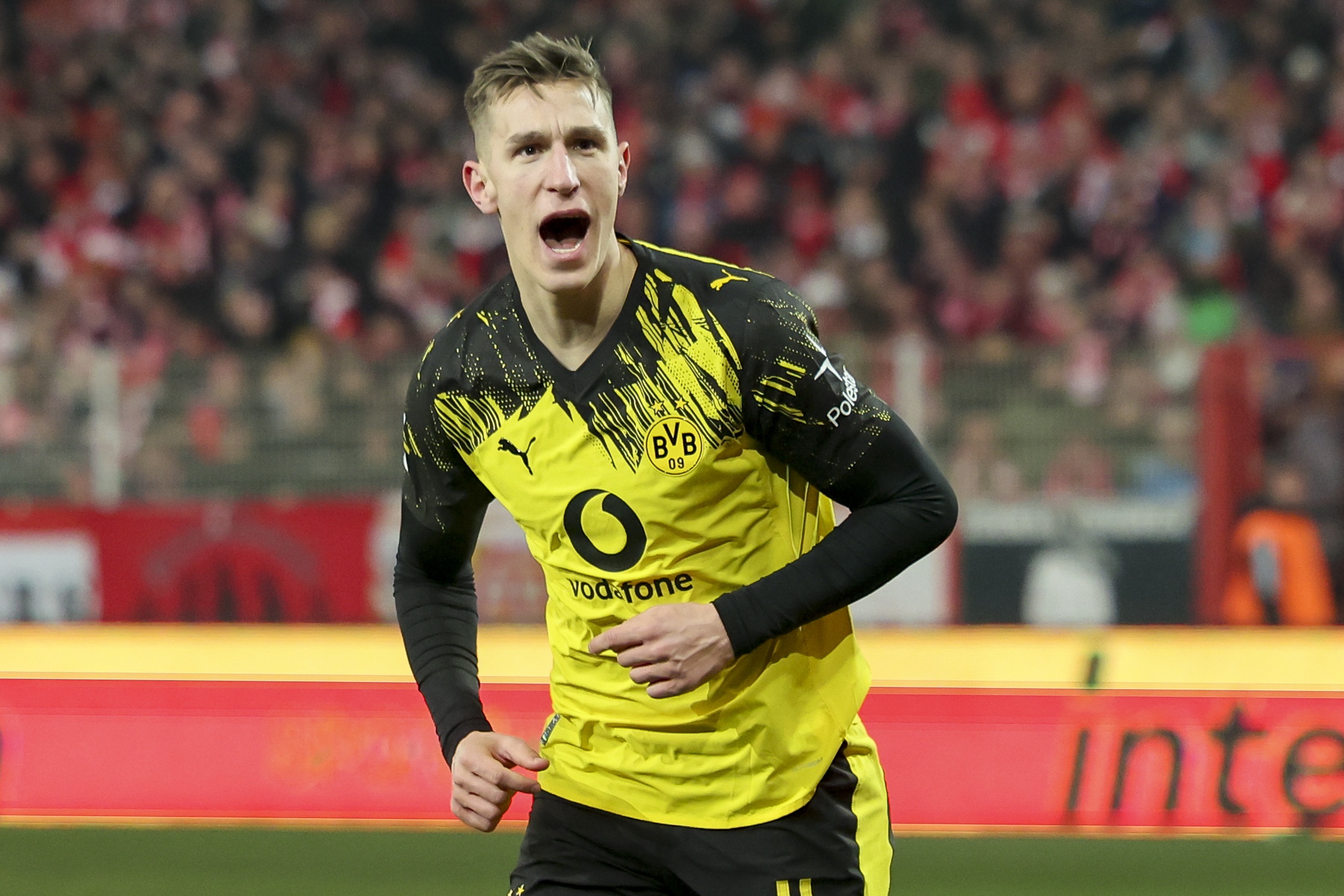 实时比分查询-身价5500万！记者：施洛特贝克对加盟皇马感兴趣，他明夏合同到期